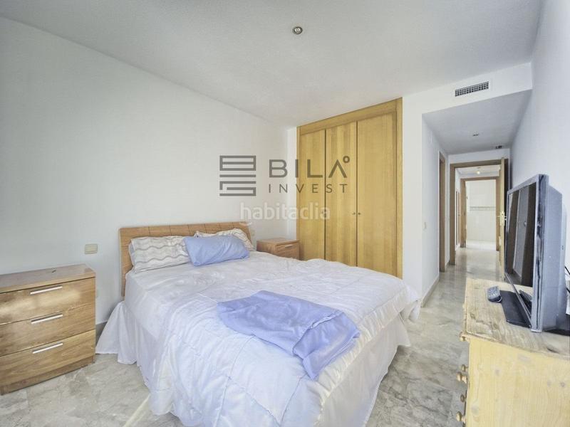 Foto e08774eb-764d-4d93-9023-d96a7a2cd6e4. Attico con piscina in Zona Centro Comercial Torrequebrada Benalmádena