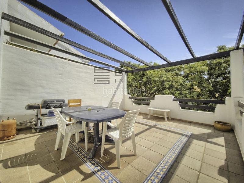 Foto f1311537-55bf-4933-bbb0-cc8c5a71c0f9. Attico con piscina in Zona Centro Comercial Torrequebrada Benalmádena