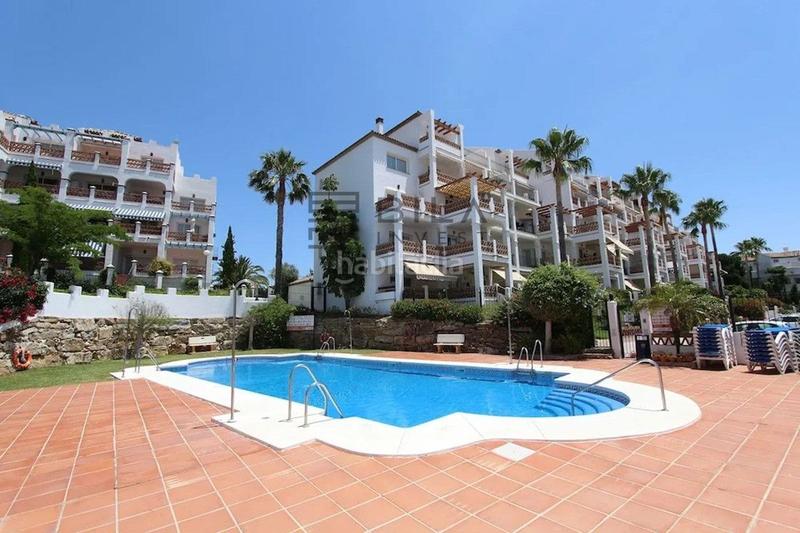 Foto 2f8a8ac8-4c74-4d0b-9280-a3b9d8d2d722. Àtic amb piscina a Mijas golf Mijas