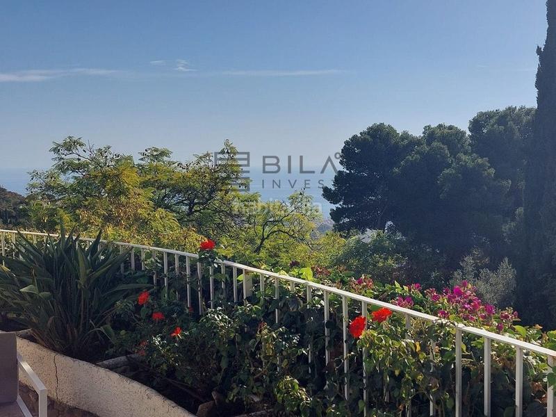 Foto 19f61754-9a1b-4ebb-885b-946015dc54f1. Xalet amb aparcament piscina a Mijas pueblo Mijas