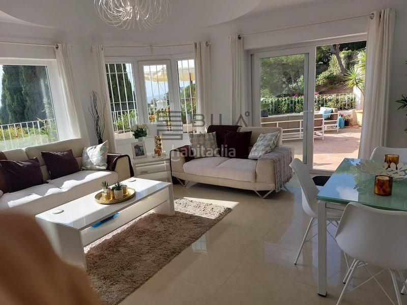 Foto d0f8fdd6-3547-44b1-a483-6ee20994aeed. Xalet amb aparcament piscina a Mijas pueblo Mijas