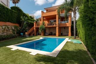 Chalet  Cerro del aguila. Chalet independiente en venta en cerros del águila, mijas costa