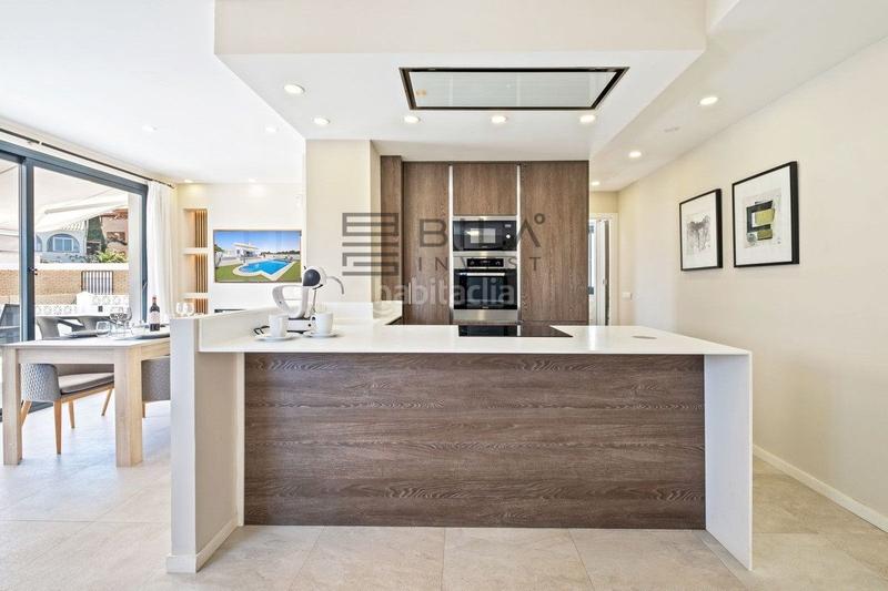 Foto 75af6be9-1950-4336-ab39-744ae543b65d. Chalet con parcheggio piscina in El Faro de Calaburra - Chaparral Mijas