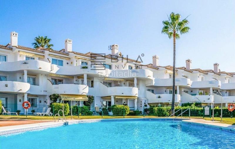 Foto 457f7385-3c14-48db-aae5-7e83a6b555bf. Flat with parking pool in Calahonda Mijas