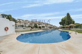 Reihenhaus  Central. Casa adosada en venta en montealto, benalmádena