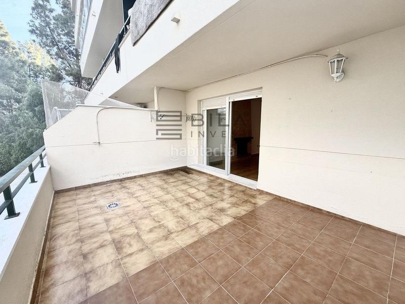 Foto 10d04d17-84dc-4a92-8304-1496c6ddbe60. Piso  en venta en urb. los eucaliptos, Calahonda, costa en Mijas