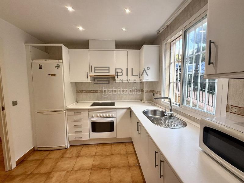 Foto 7c122325-11a3-4540-b412-b0fc00e476f3. Piso  en venta en urb. los eucaliptos, Calahonda, costa en Mijas