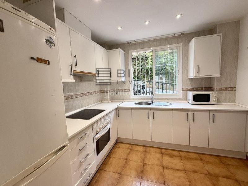 Foto 7c8ec7c9-3aa7-4154-bd87-9ee399ca884d. Piso  en venta en urb. los eucaliptos, Calahonda, costa en Mijas