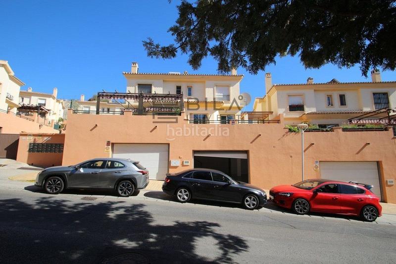Foto d8e2fc1a-3378-4ad9-8ccf-ada0cc6010ed. Casa a schiera in Los Pacos Fuengirola
