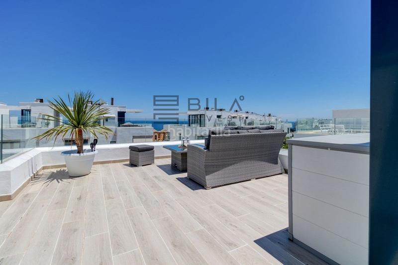 Foto cf5b12cb-9581-4d95-be6e-6dd3278d9db8. Maison jumelée avec parking piscine dans Castillo Sohail - Myramar Fuengirola