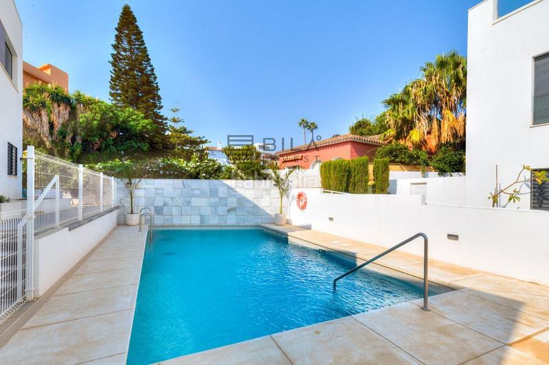 Foto 04b4f0a3-d49a-4193-8ab2-1ce58f197a4c. Maison jumelée avec piscine dans Castillo Sohail - Myramar Fuengirola