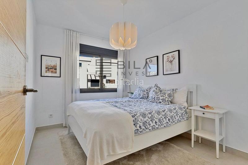 Foto 04c66508-0ab2-46a9-953c-f5a938a390ec. Maison jumelée avec piscine dans Castillo Sohail - Myramar Fuengirola