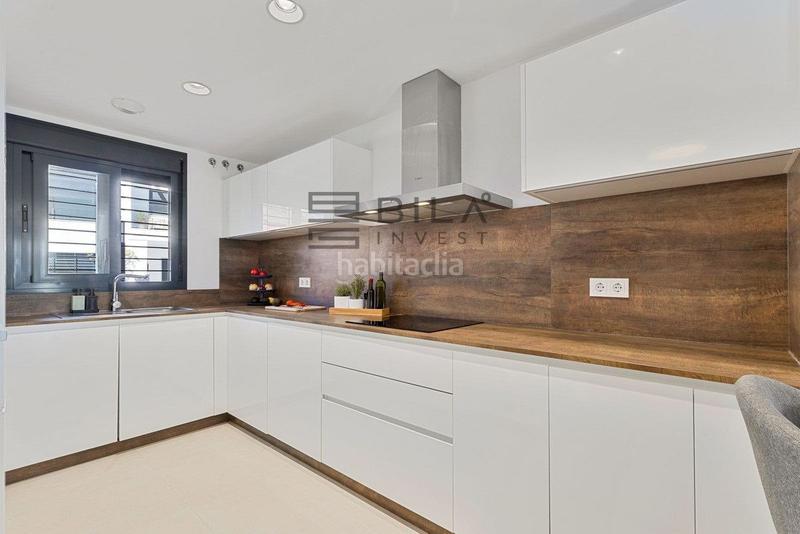 Foto b730ed0f-26a5-49b8-9270-4a022dd284d5. Maison jumelée avec piscine dans Castillo Sohail - Myramar Fuengirola