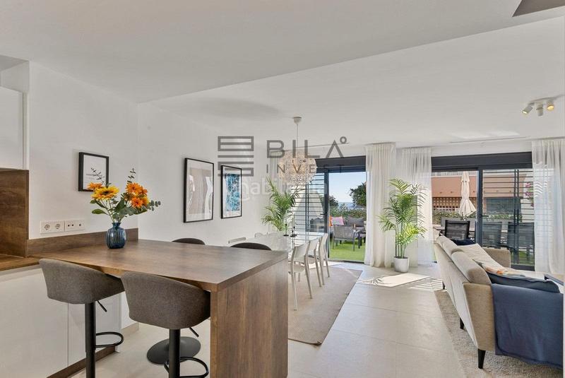 Foto dc5263ee-779e-4b18-a128-e7e8b1c29732. Maison jumelée avec piscine dans Castillo Sohail - Myramar Fuengirola