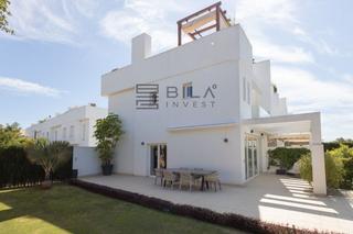 Doppelhaus  Sta. teresa de calahonda. Chalet pareado en venta en urb. el romeral, calahonda, mijas cos