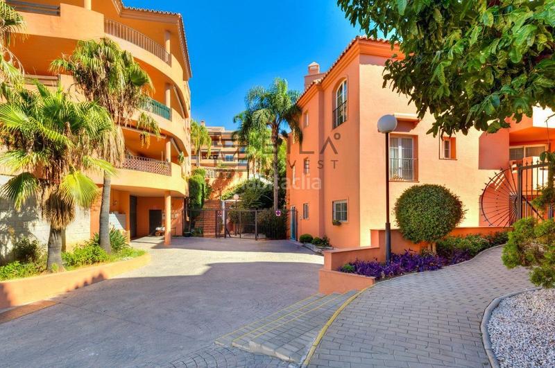 Foto e5aed4b0-0880-488e-87c7-af22cfb5a87d. Àtic amb piscina a Torreblanca del Sol Fuengirola