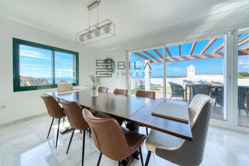 Foto 0da0c775-d069-4a8d-9c29-a9f940727143. Àtic amb piscina a Zona Centro Comercial Torrequebrada Benalmádena