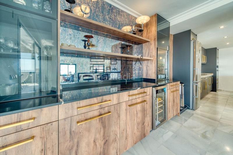 Foto a469f560-e358-4f29-b6dd-31c95ebf763f. Àtic amb piscina a Zona Centro Comercial Torrequebrada Benalmádena