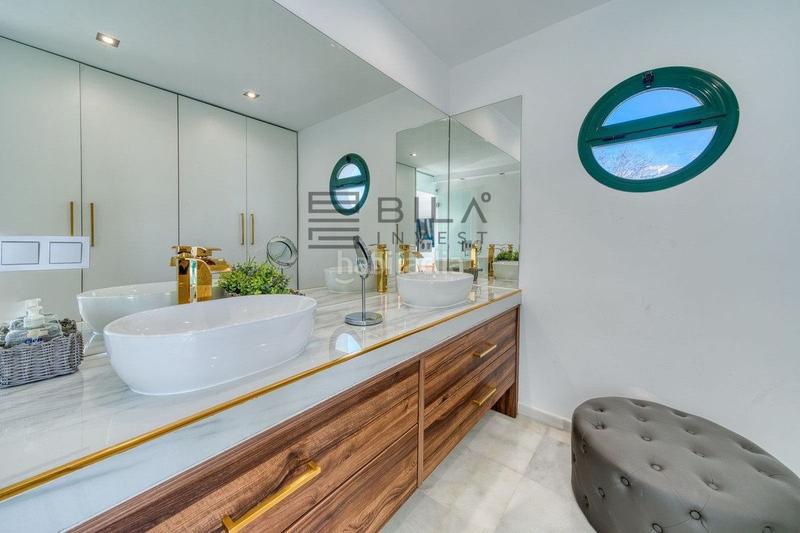 Foto b5b6dacd-d0db-409d-8b97-0a87942b2be6. Àtic amb piscina a Zona Centro Comercial Torrequebrada Benalmádena