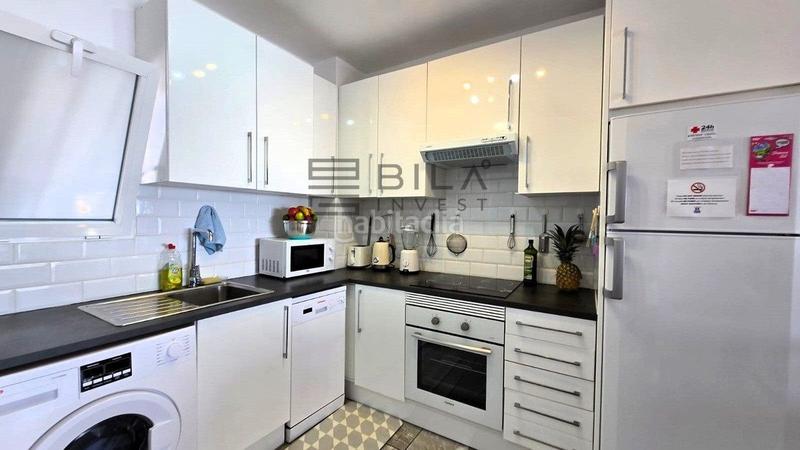 Foto 12e3b030-1408-4733-aef9-a351c7f162f8. Piso  en venta en 1 linea de playa en urb. mohana, el faro, costa en Mijas