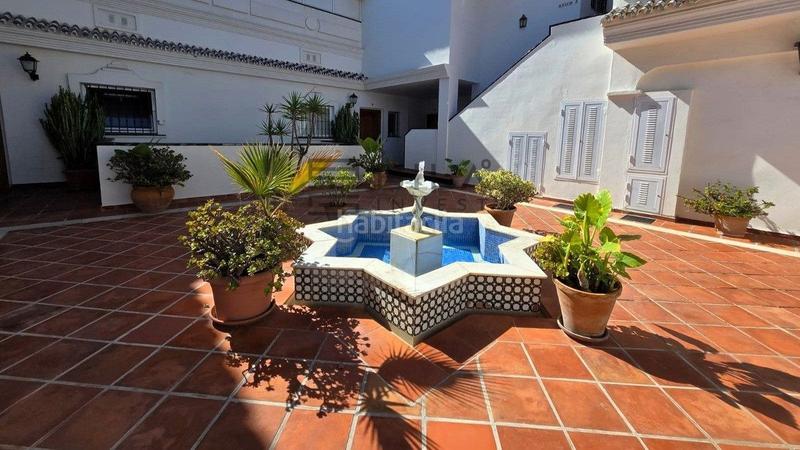 Foto 872418bd-4c48-4eab-a5b7-8fd8064ec25d. Piso  en venta en 1 linea de playa en urb. mohana, el faro, costa en Mijas