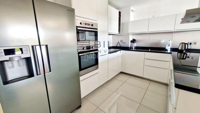 Foto dee45fa2-9df4-4722-a9a3-cf4b83203679. Pis amb aparcament piscina a Las Gaviotas - Carvajal Fuengirola