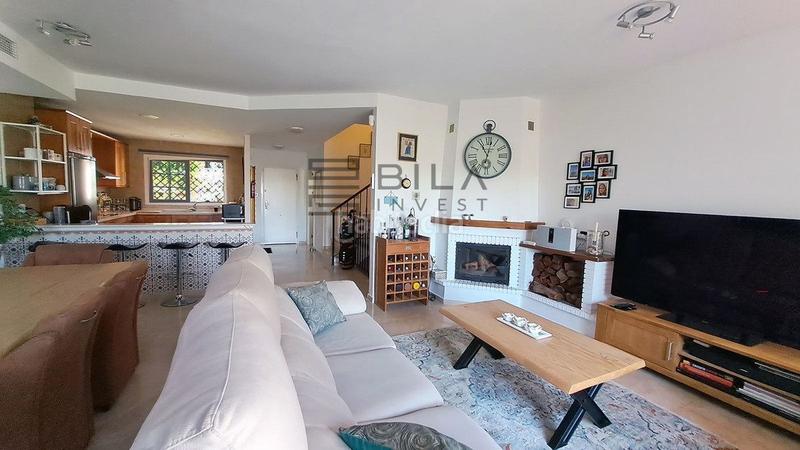 Foto 9827c897-e089-4114-853c-5b2a4bbc58a9. Casa a schiera con parcheggio piscina in Alquería-Torrealquería Alhaurín de la Torre