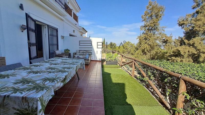 Foto b2c5272c-ba6f-42e8-a2ec-eca3933049d5. Casa a schiera con parcheggio piscina in Alquería-Torrealquería Alhaurín de la Torre