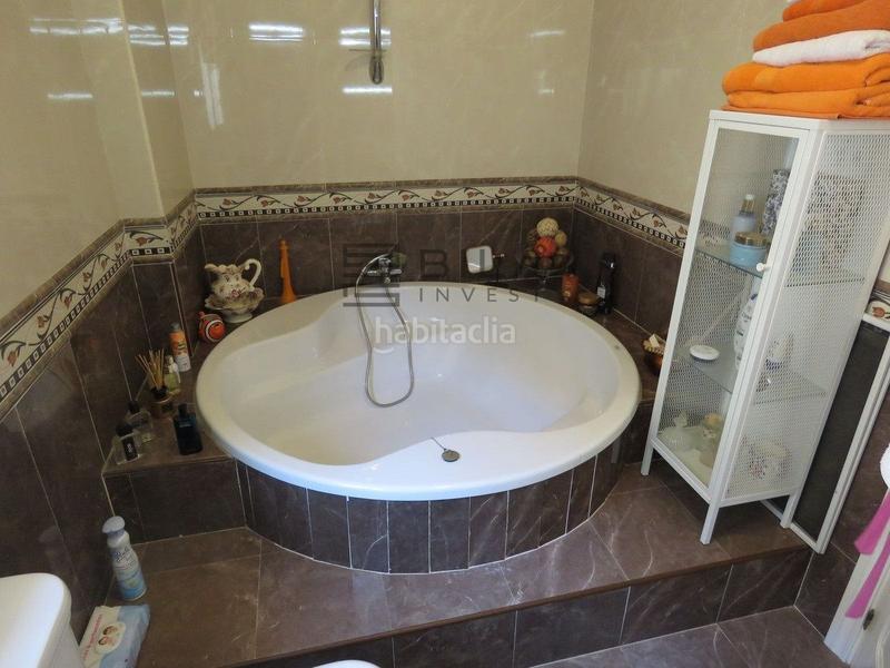 Foto 46c818ae-a053-4890-9d7f-662283aa7f82. Chalet in Centro Alhaurín el Grande