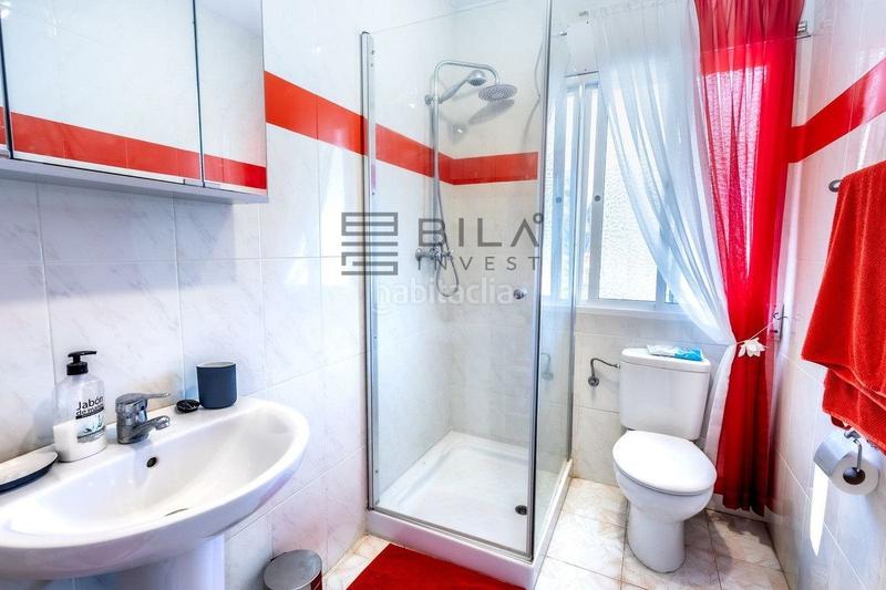 Foto cc621d01-8b31-4d4a-bd92-9668468a1691. Chalet with parking pool in Centro Alhaurín el Grande