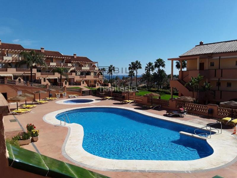 Foto a59e82f0-459f-4670-9725-8e2ab2d06e93. Pis amb aparcament piscina a El Faro de Calaburra - Chaparral Mijas