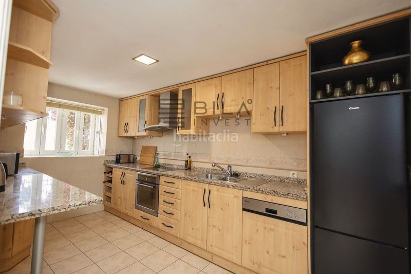 Foto b425c9ee-cf8b-4cb0-947a-1d4f7ed1242e. Casa adossada amb aparcament piscina a Riviera del Sol Mijas
