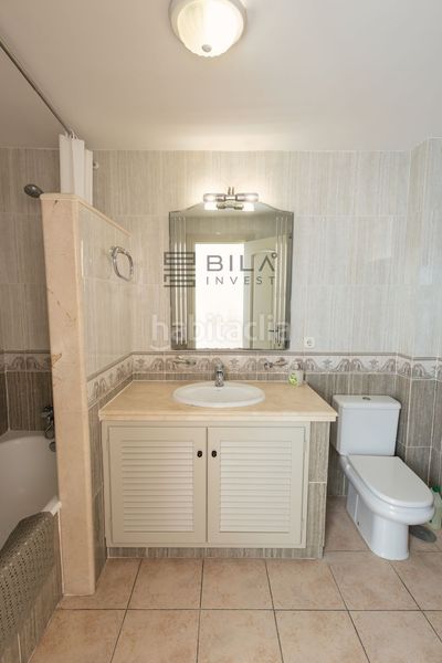 Foto ddf98e8b-13a4-48c9-a27a-3a60a2ad8a02. Casa adossada amb aparcament piscina a Riviera del Sol Mijas
