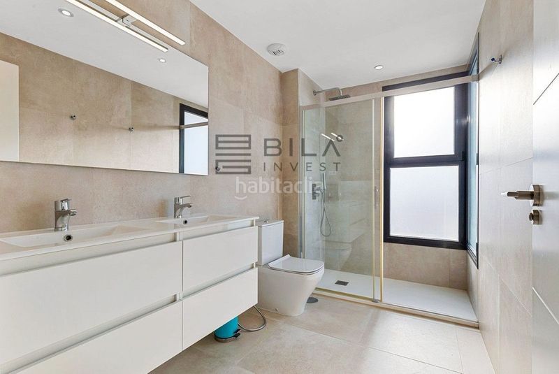 Foto 9fa4cd1c-0577-46ae-b129-1e75cc0f456a. Casa adossada amb aparcament piscina a Torreblanca del Sol Fuengirola