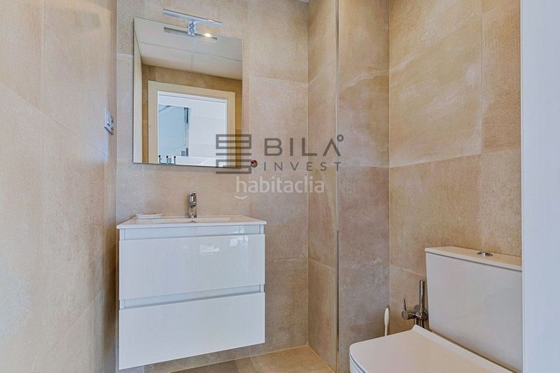 Foto b2cf1530-950e-4ce1-9598-4a97e12fa977. Casa adossada amb aparcament piscina a Torreblanca del Sol Fuengirola