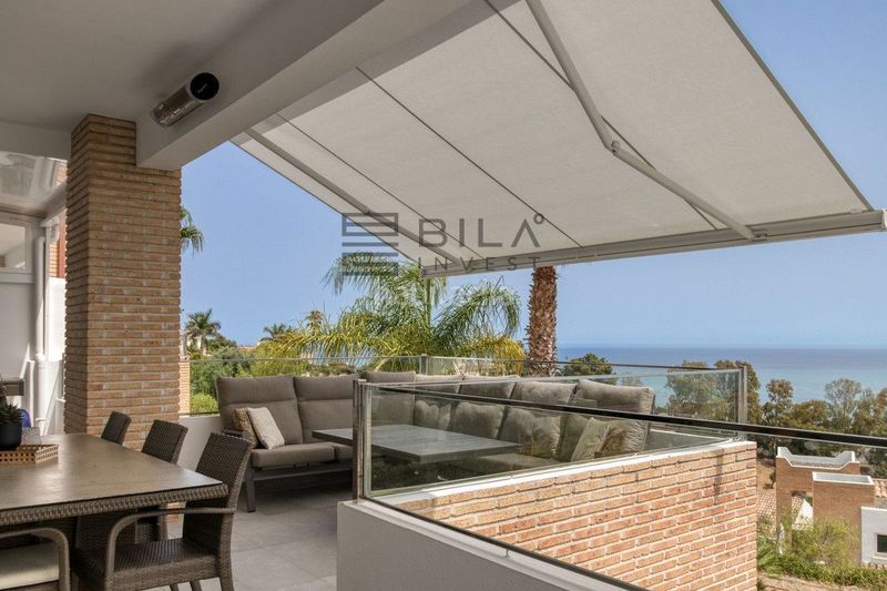 Foto 00844927-8421-48f5-8398-4d79b74593d1. Xalet amb aparcament piscina a Torremuelle Benalmádena