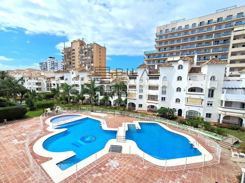 Foto 40828358-0333-4edc-9074-4bec76b84158. Pis amb piscina a Parque de la Paloma Benalmádena