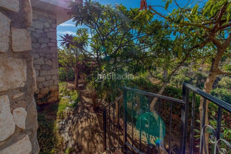 Foto 150119f5-ff5e-41d2-b1cf-85e890a9c0de. Xalet amb aparcament piscina a Mijas pueblo Mijas