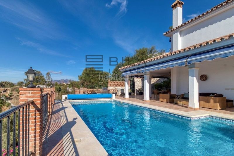 Foto 24bb6427-23d5-4738-ab3a-2a796ed9b5ff. Xalet amb aparcament piscina a Mijas pueblo Mijas