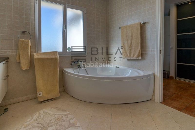 Foto 4857b377-2fea-48b2-8e74-53eb37664716. Xalet amb aparcament piscina a Mijas pueblo Mijas