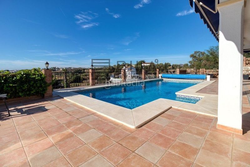 Foto 91296852-3d9a-4ed0-b6d3-8506b08ae70e. Xalet amb aparcament piscina a Mijas pueblo Mijas
