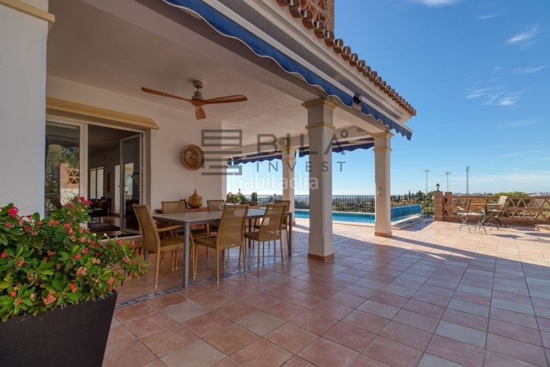 Foto d7bc8bf9-2541-4a94-93e4-b2ac7cf26b0e. Xalet amb aparcament piscina a Mijas pueblo Mijas