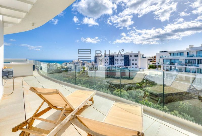 Foto 3f50434d-f10c-45c5-9694-a21f6984d7a8. Àtic amb piscina a El Higuerón Fuengirola