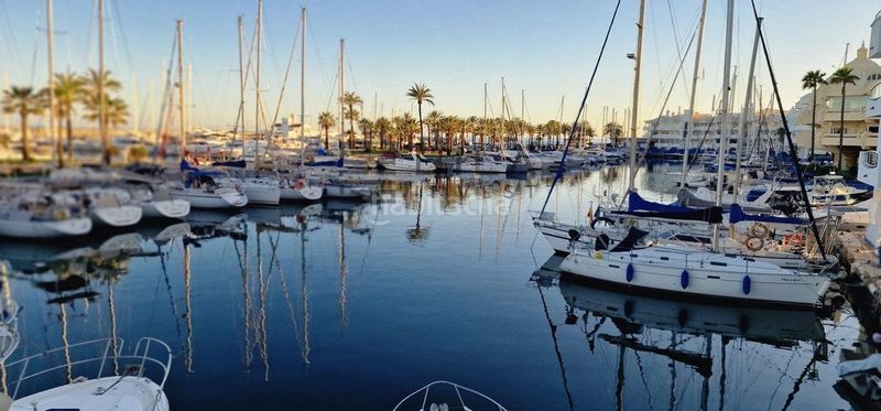 Foto b75410ce-af0a-4d11-afd2-679e673d139e. Pis amb aparcament piscina a Puerto Marina Benalmádena