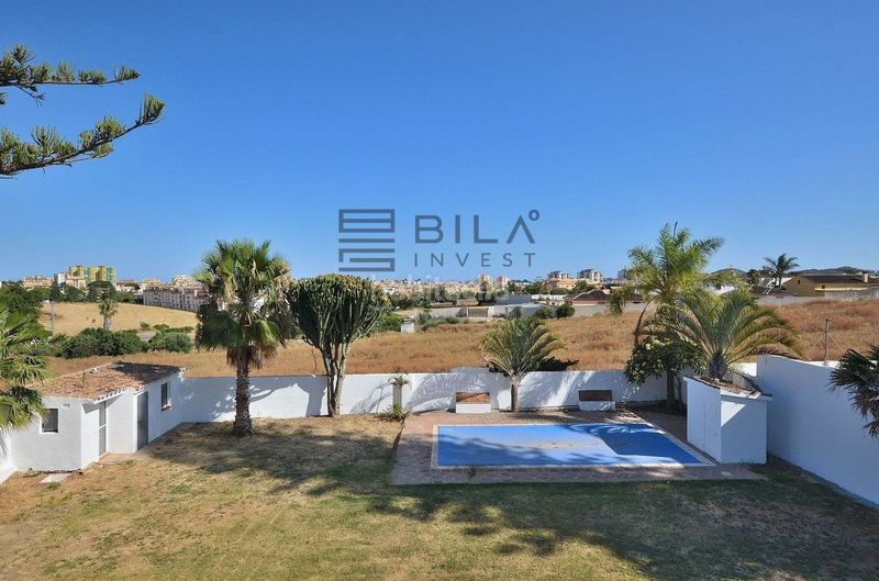 Foto 679c77e1-6aaf-4737-925f-3ad0ffe46327. Xalet amb aparcament piscina a campo de Mijas Mijas
