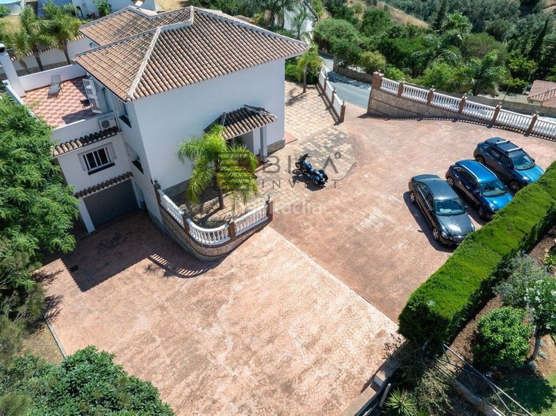 Foto 799ff1d3-c91a-455c-bb7b-38813444557e. Xalet amb aparcament piscina a La Cala Golf - Lagar Martell Mijas