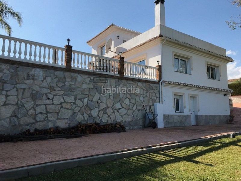 Foto a0841656-7d91-4195-9c43-289a9ec2f2e4. Xalet amb aparcament piscina a La Cala Golf - Lagar Martell Mijas