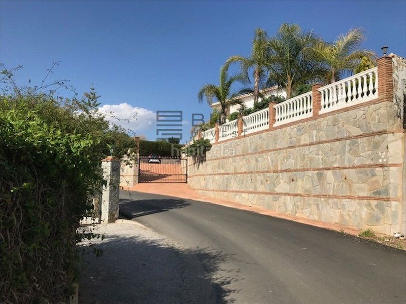 Foto a6cb6a5a-56e5-4072-aaf7-50a1e64d7a02. Xalet amb aparcament piscina a La Cala Golf - Lagar Martell Mijas