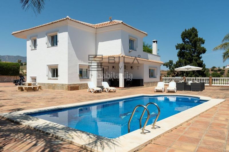 Foto d8f14134-41c8-4afd-89e5-c27e534fe3d7. Xalet amb aparcament piscina a La Cala Golf - Lagar Martell Mijas