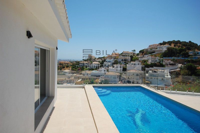 Foto d1a2bd3f-2b55-4c11-a798-4e633becedb6. Chalet with parking pool in Hipódromo - Cerrado del Águila Mijas